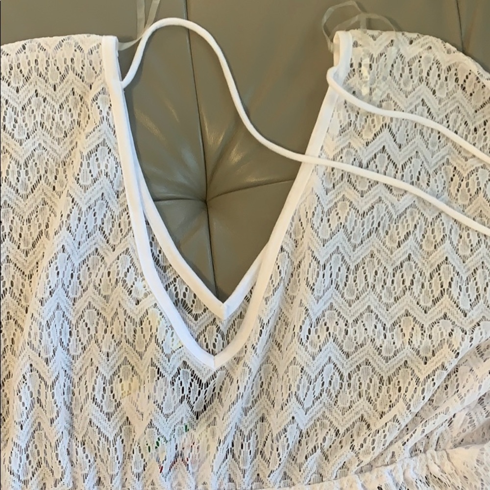 Miken V neck tie waist caftan cover up white - Picture 4 of 4